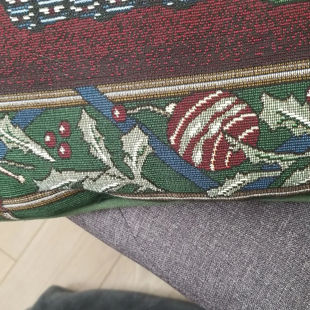 Vintage Christmas Kitten in a Basket Accent Pillow